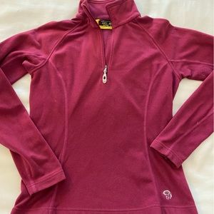 Mountain Hardware Polartec women’s micro Fleece quarter zip base layer